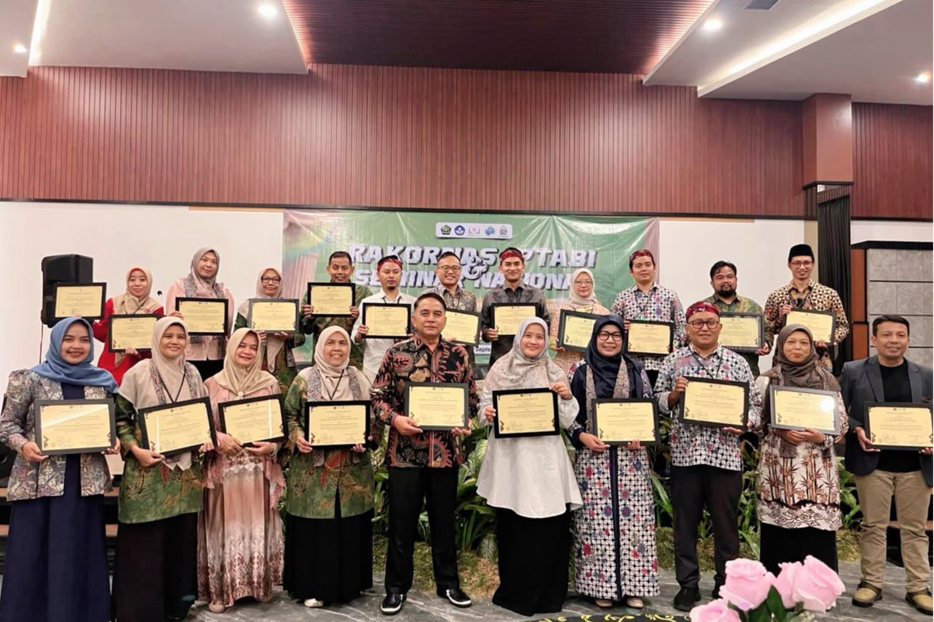 TBIN UIN Madura Borong 4 Penghargaan Bergengsi di Rakornas IPTABI 2026